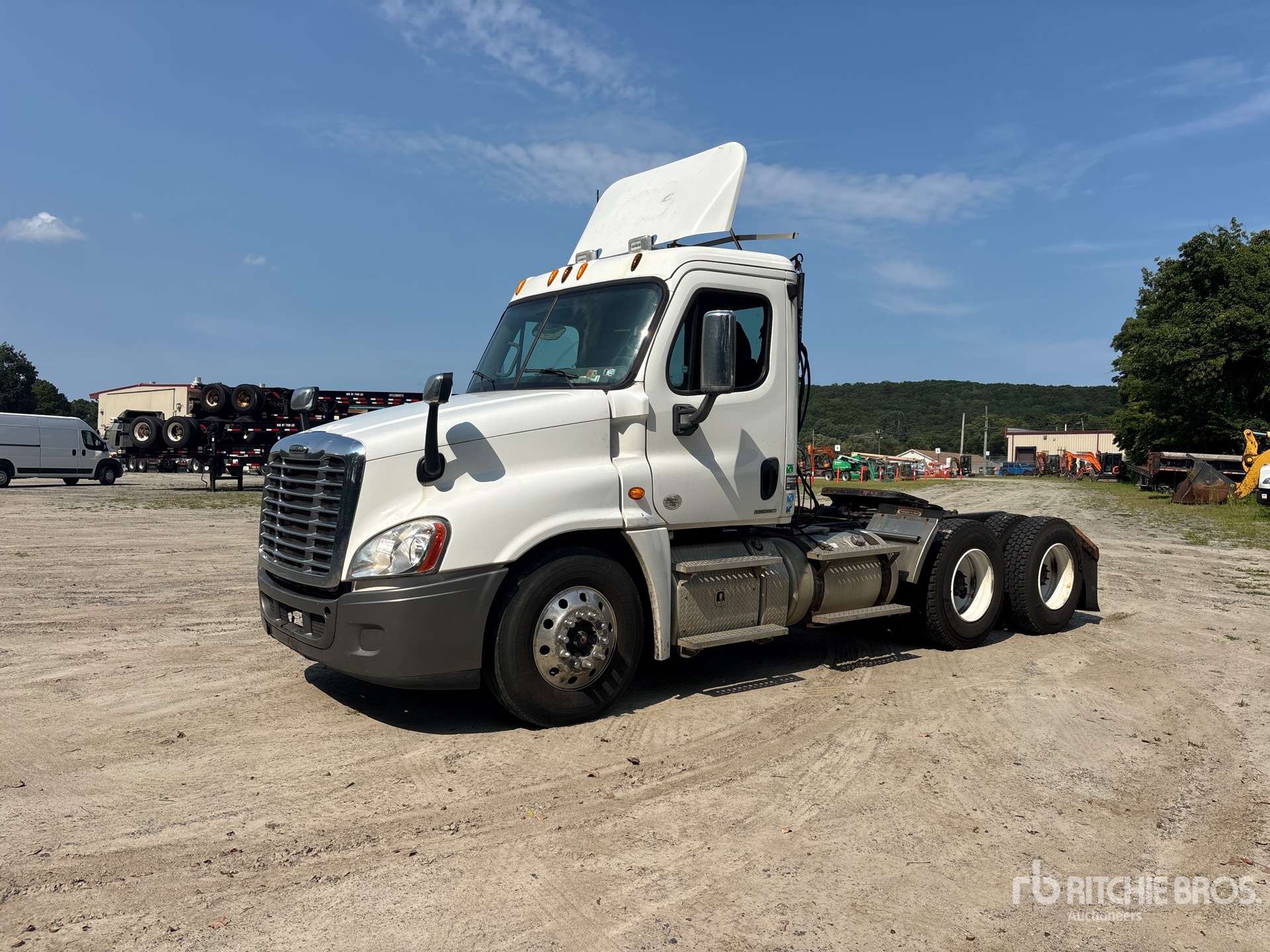 2012 Freightliner Cascadia 125 6x4 T/A Day Cab Truck Tractor