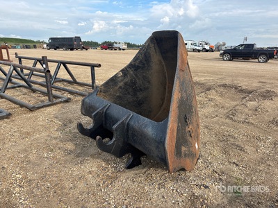 CWS Q/C V Bucket - fits 250 Series Excavator Cazo