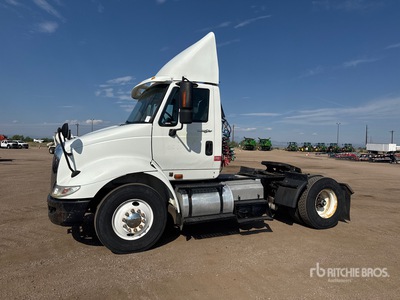 2010 International TranStar 8600 4x2 Cabeza Tractora Cabina Corta