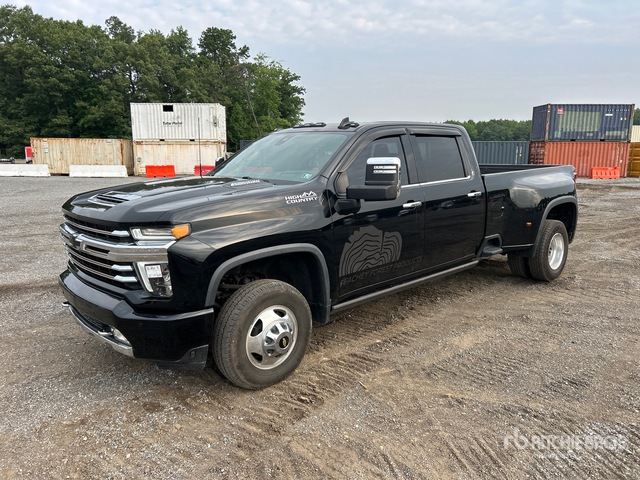 2021 Chevrolet Silverado 3500HD 4x4 Crew Cab Pickup