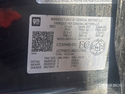 2021 GMC Sierra 1500 AT4 4x4 Crew Cab Pickup