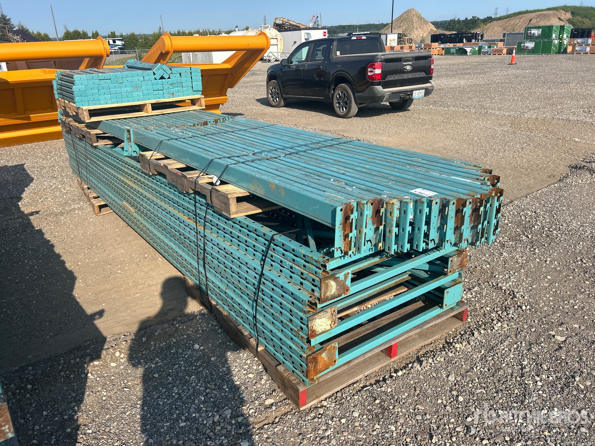Quantity of Pallet Racking