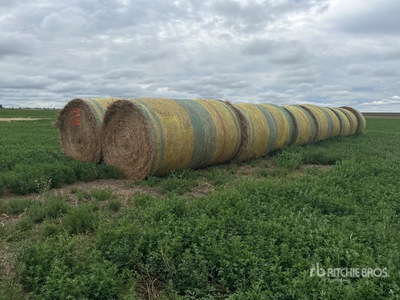 Quantity of (20) Round Bales