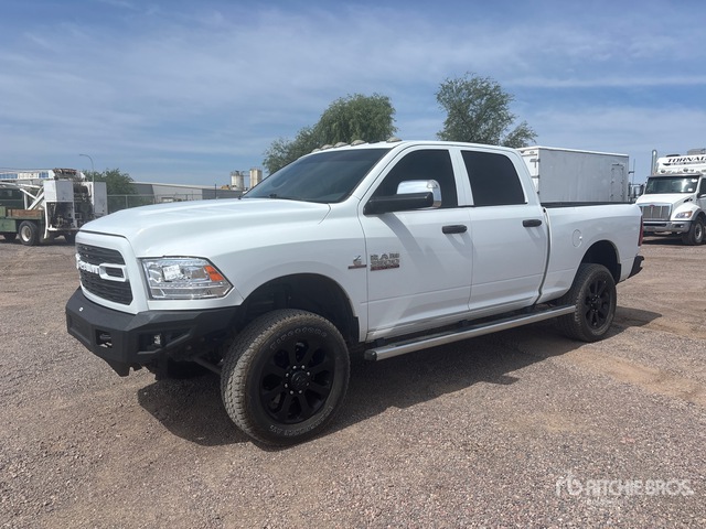 2016 Ram 2500 4x4 Crew Cab Pickup