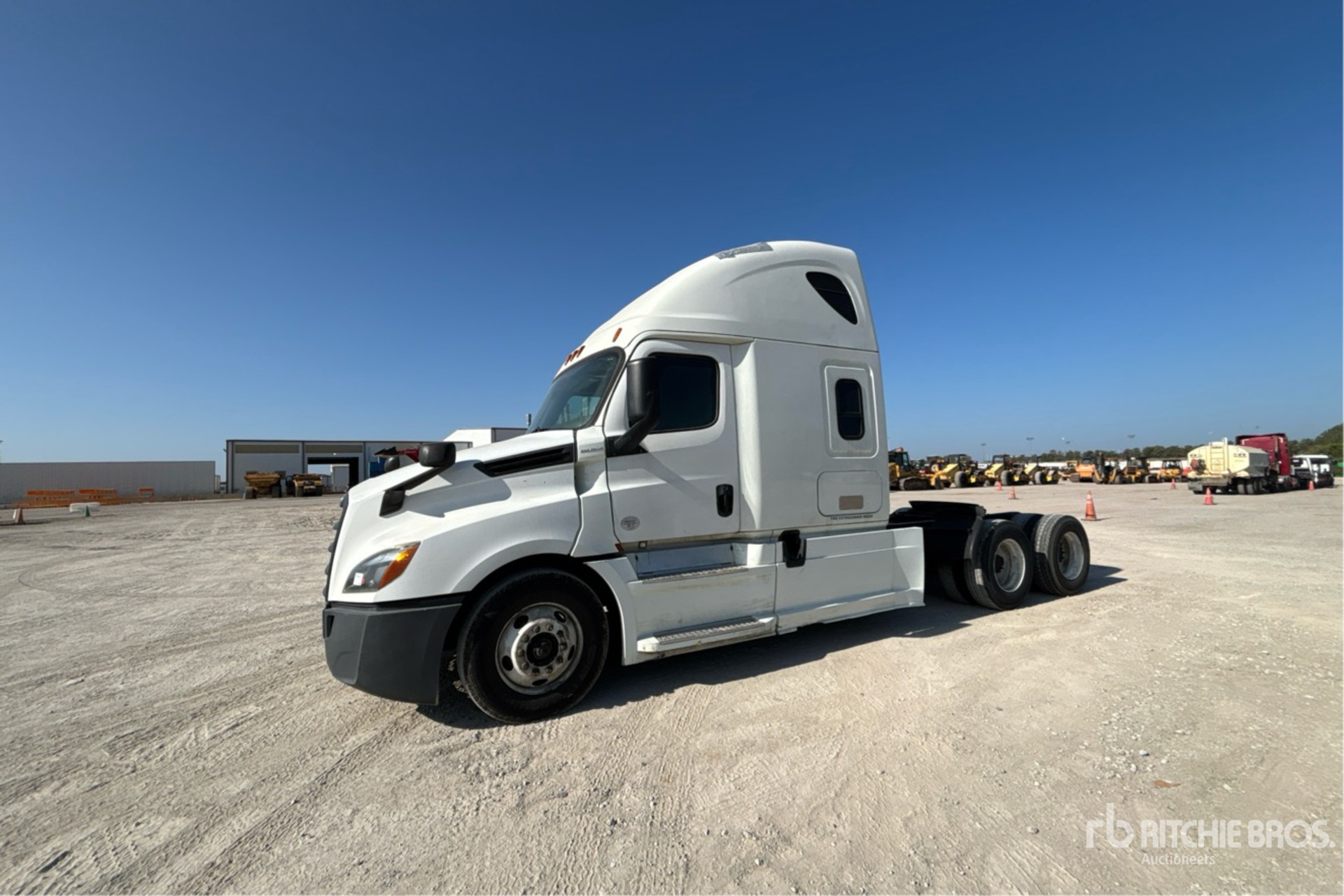 2018 Freightliner Cascadia 126 6x4 T/A Sleeper Truck Tractor