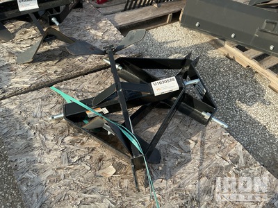 Quantity of (2) Mahindra 20KPP-M 3-Point Middle Buster Plows (Unused)