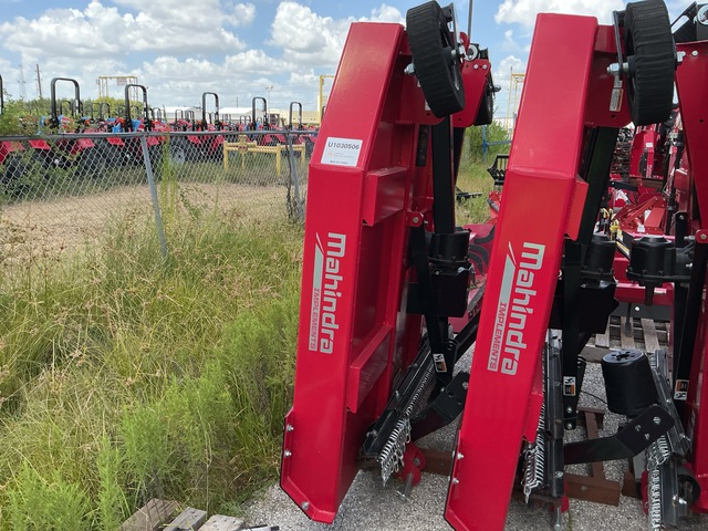 Mahindra 20KRCHD72SC-CG-M 72 in 3-Point Hitch Rotary Cutter (Unused)