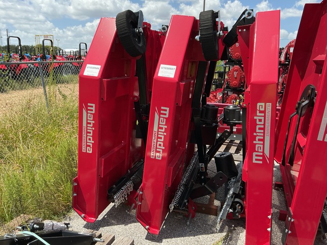 Mahindra 20KRCHD72SC-CG-M 72 in 3-Point Hitch Rotary Cutter (Unused) Mahindra 20KRCHD72SC-CG-M 72 in 3-Point Hitch Rotary Cutter (Unused)