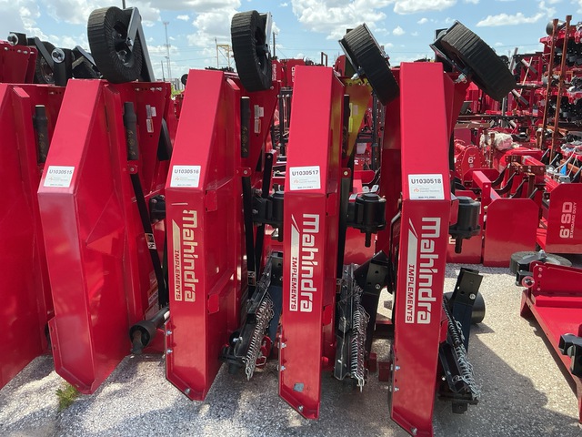 Mahindra 20KRCMD60SC-CG-M 60 in 3-Point Hitch Rotary Cutter (Unused) Mahindra 20KRCMD60SC-CG-M 60 in 3-Point Hitch Rotary Cutter (Unused)