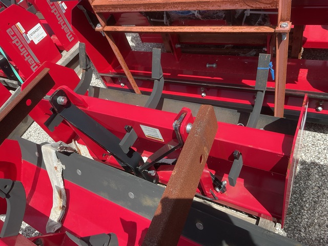 Mahindra 20KBS1048-M 48 in 3-Point Box Blade (Unused)