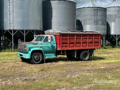 GMC 6000 4x2 Grain Truck