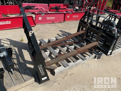 2023 Mahindra PFA2000 42 in Quick coupler mount plate Lot of 2 sets of forks (Unused)