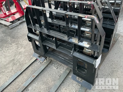 Mahindra PFA4000 48 in Tractor Pallet Forks (Unused)