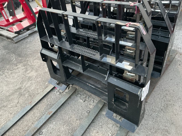 Mahindra PFA4000 48 in Tractor Pallet Forks (Unused)