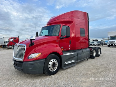 2018 International LT625 6x4 Tracteur routier couchette