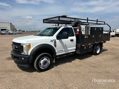 2017 Ford F-450 XL 4x4 Camion à Plateau