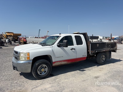 2007 Chevrolet Silverado 2500HD 4x4 Crew Cab Camion à Plateau