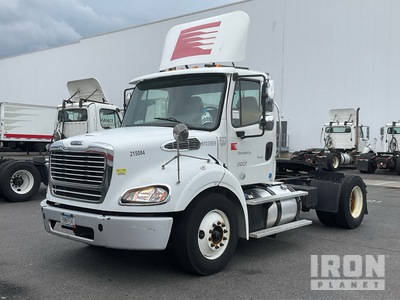 2015 Freightliner M2112 4x2 S/A Day Cab Truck Tractor