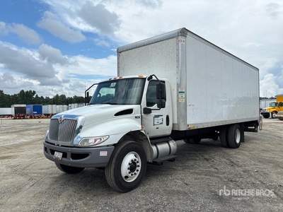 2020 International MV607 4x2 Furgonetka
