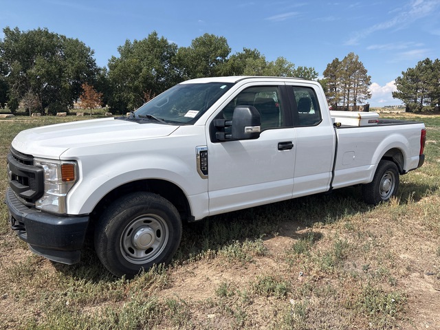2020 Ford F-250 XL 4x2 Extended Cab Pickup
