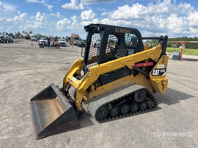 2015 Cat 257D Kompaktowa ładowarka gąsienicowa
