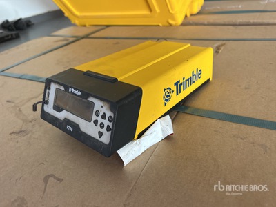 2022 Trimble R750 GPS Base Station