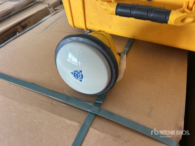 2023 Trimble R780 Grade Survey Equipment Divers - Équipements Laser et GPS