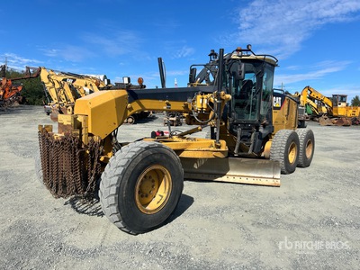 2011 Cat 160M ممهدات الأرض الآلية