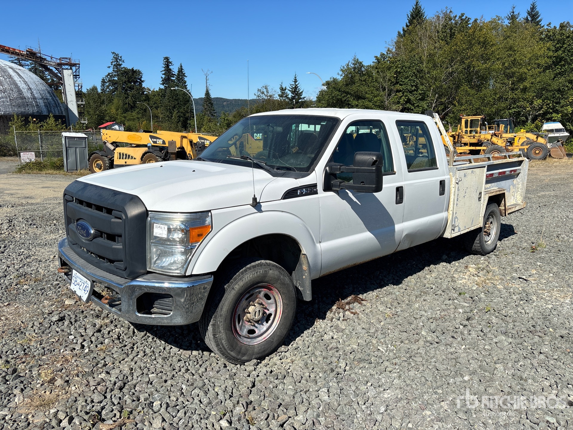 2013 Ford F-350 XL 4x4 Crew Cab Pickup