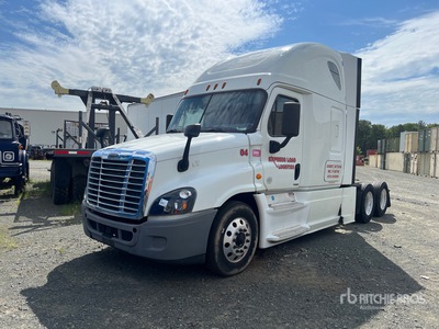 2018 Freightliner Cascadia 125 6x4 T/A Sleeper Truck Tractor