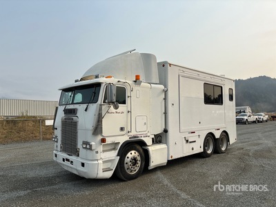 1992 Freightliner FLA086 6x4 Sleeper Movie Cast Truck
