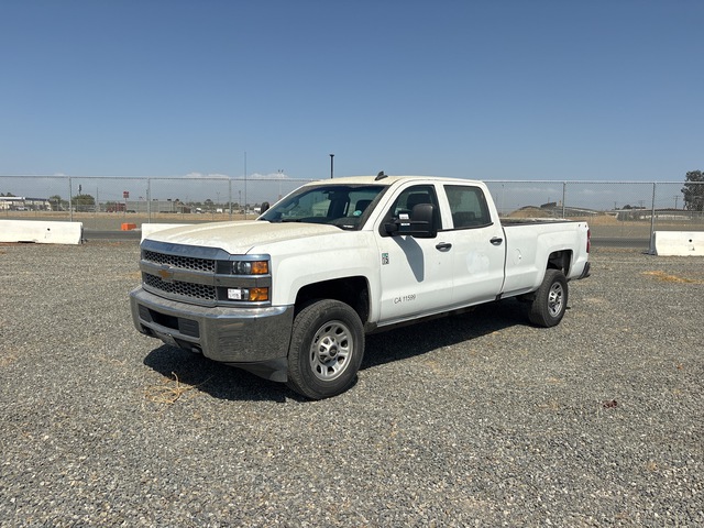 2019 Chevrolet Silverado 3500HD 4x4 Crew Cab Pickup