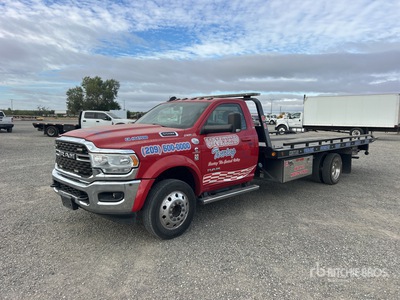 2022 Dodge 5500 4x4 Rollback Truck