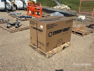 Troy-Bilt Storm Tracker 36 In. Snow Blower (Unused)