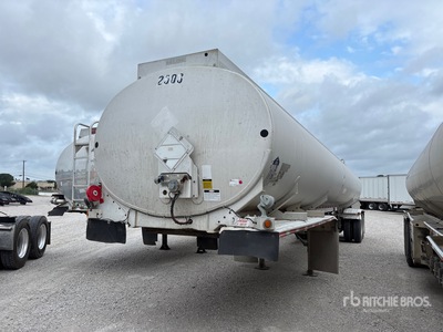 2013 LBT 406 9300 GAL 3100 gal T/A Tanker Trailer