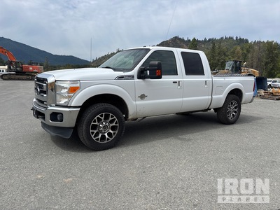 2015 Ford F-250 Lariat 4x4 Crew Cab Pickup