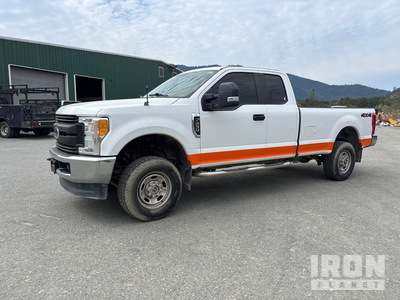 2017 Ford F-250 XL 4x4 Extended Cab Pickup