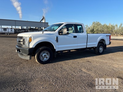 2017 Ford F-250 XL 4x4 Extended Cab Pickup