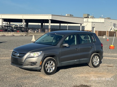 2010 Volkswagen Tiguan AWD SUV
