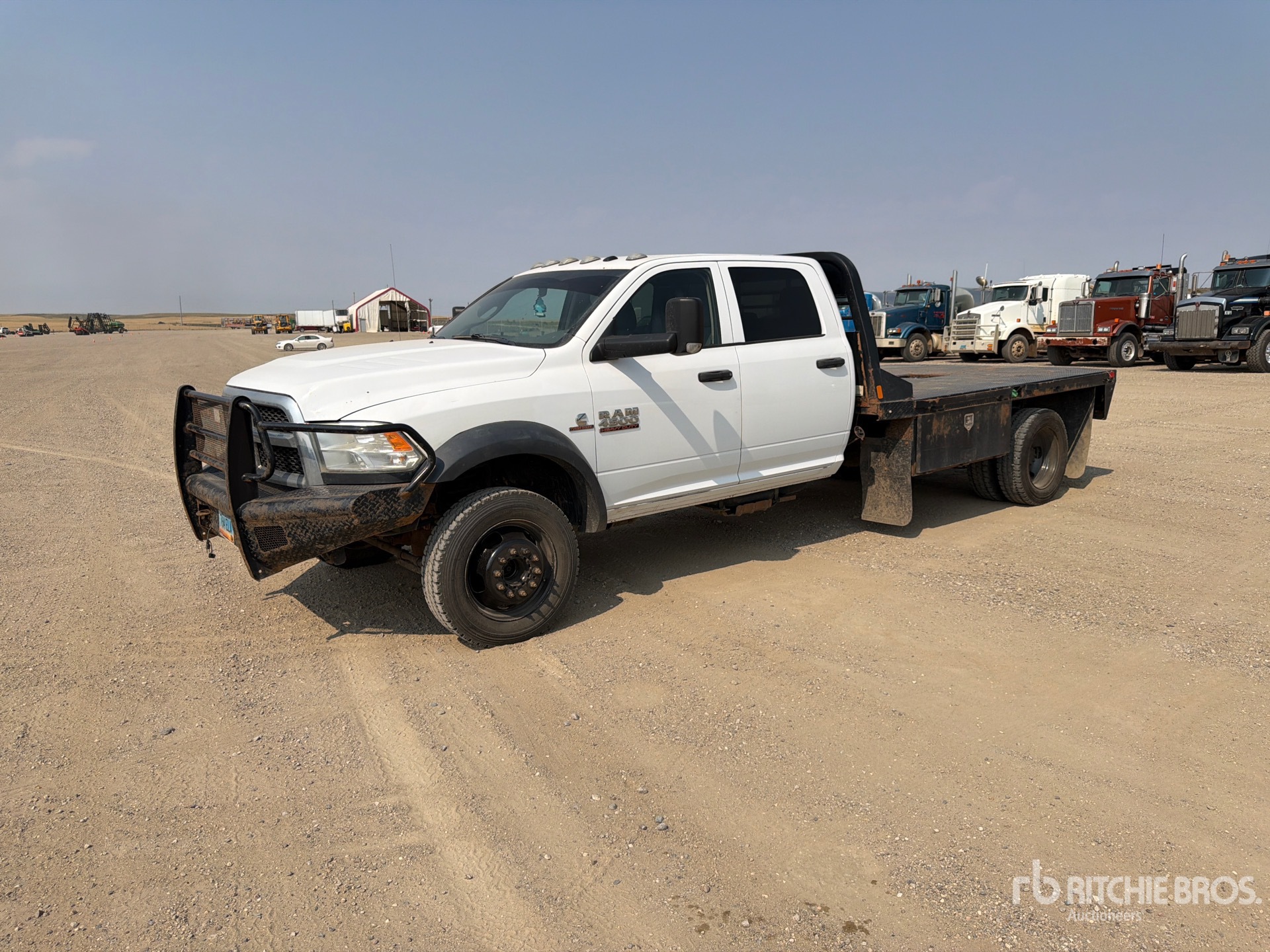 2018 Ram 4500 4x4 Crew Cab Flatbed Truck