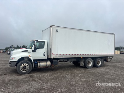 2019 International MV607 6x4 Mud Mixing Truck