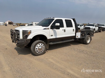 2015 Ford F350XL King Ranch 4x4 Crew Cab Camion à Plateau