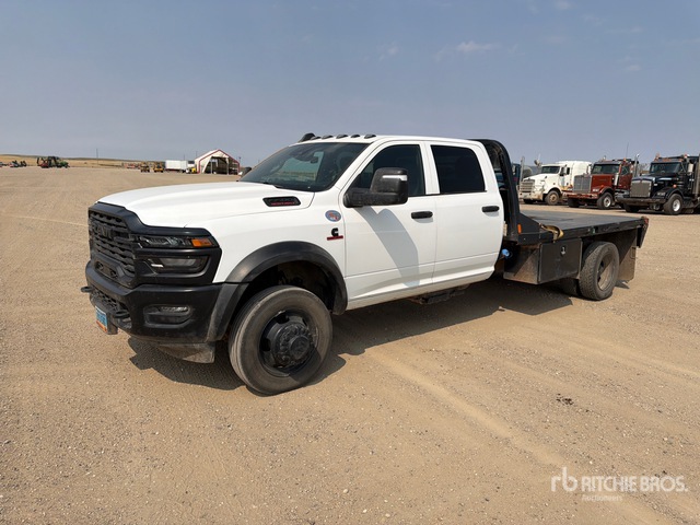 Flatbed Trucks