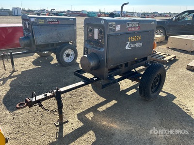 Lincoln Electric 300 A Mobile Multi-Process Engine Driven Welder