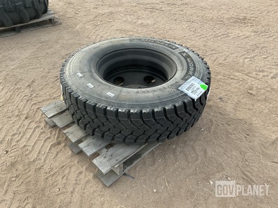 Michelin 315/80R22.5 Tire w/Wheel