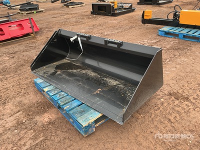 2026 GIYI GY-BT67 67 in General Purpose Skid Steer Bucket (Unused)
