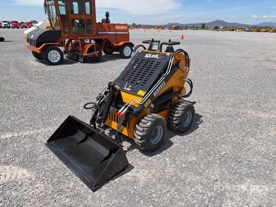 2026 SDLOOL 323TDZ Mini Minicargador (Sin Usar) / Skid Steer Loader (Unused)
