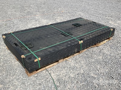 2026 SKLP LJB12 Quantity of (12) Tapete de Proteccion de Suelo de Alta Resistencia (Sin Usar) / 95 in x 47 in Polyethylene Traffic Plate (Unused)