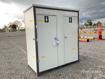 2026 SKLP HF2 6 ft 10 in x 3 ft 7 in 2 Person Baño Portatil (Sin Usar) / Toilettes portatives (Unused)