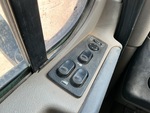 Cab with Window Controls